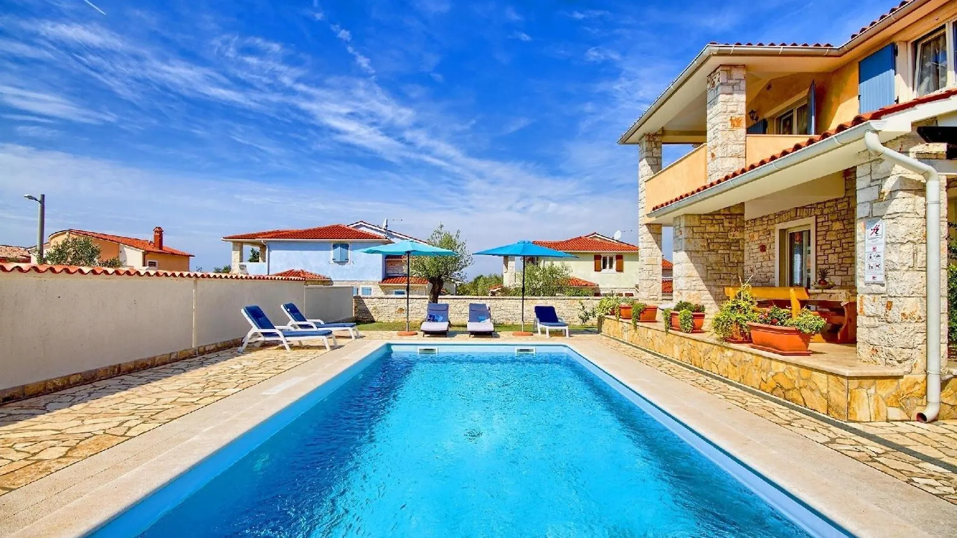 Ferienhaus Mit Privatpool Fuer 9 Personen Ca 200 Qm In Gajana, Istrien Istrische Riviera